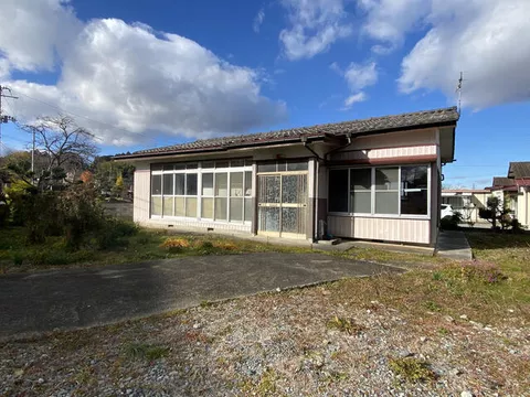 Watari-cho, Watari-gun, Yoshida-Aza-hashishita, Single story house, 4K

Watari-cho, Watari-gun, Watari-gun