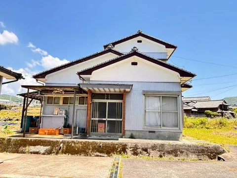 Minami Shimabara City, Katsusa Town Otsu, 2-story building, 6DK