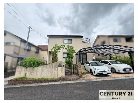 ◆Quiet residential area◆Carport for 2 cars◆Floor heating◆History of water heater and gas stove replacement