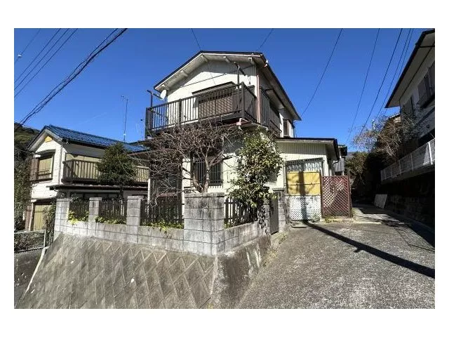 The Japanese-style room and Western-style room are adjacent, allowing you to enjoy a mixed lifestyle.