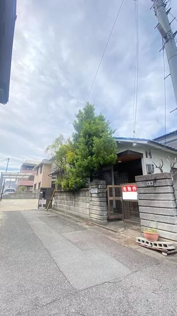 Wakayama City, Wakayura Higashi 2-chome (Kimiidera Station), two-story building, 5DK