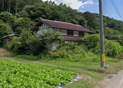 Minami-Saku District, Kita-Aiki Village, Shimo-Arai (Koumi Station) Single-story building 3DK