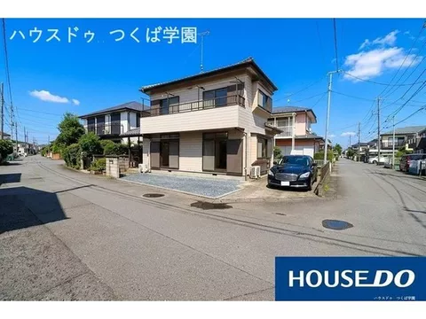 ☆House Do☆ Parking lot expanded! A traditional residence on a southeast corner lot♪ Great location!