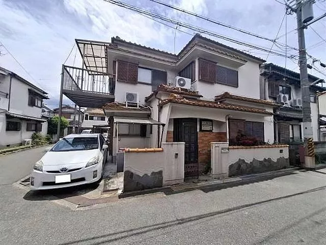 Used single-family home Matsubara City Ogawa 5-chome Used house