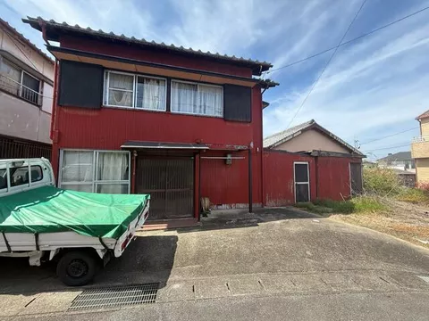 Tsu City, Ishi Town, Hatta (Ise Hatta Station) 2-story building 4DK