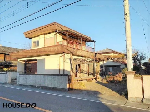 A south-facing 5DK used house with good sunlight! A compact and easy-to-live layout!
