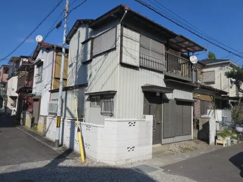 Kawaguchi City, Oaza Angyō Ryōnegishi (Higashi-Urawa Station) 2-story 3K
