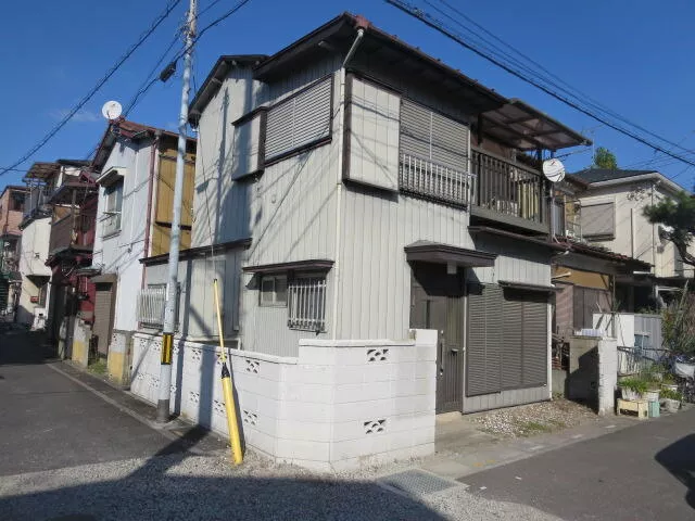 Kawaguchi City, Oaza Angyō Ryōnegishi (Higashi-Urawa Station) 2-story 3K
