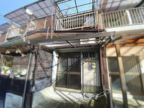 Used terrace house, Neyagawa City, Kusune Minamimachi