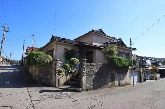 Kanazawa City, Sannocho 1-chome (Kanazawa Station) 3-story building 6K