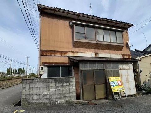 Namerikawa City, Tsubokawa (Namerikawa Station) 2-story building 5DK