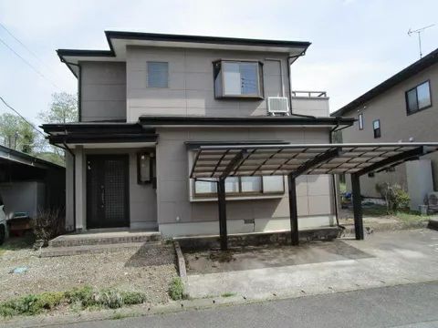 Nikko City, Kuragasaki (Okua Station) two-story building 4SLDK