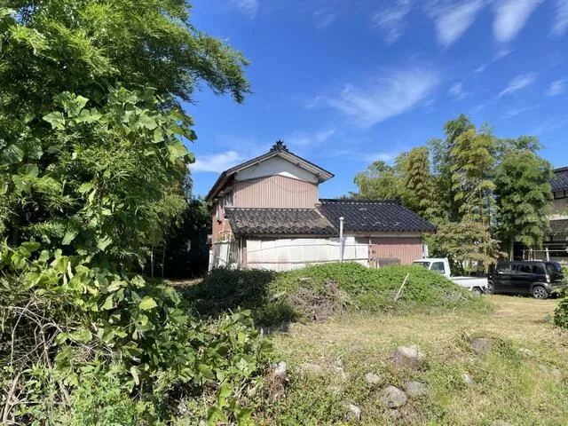 Tsuruoka City, Nishi-araya, Yachida (Tsuruoka Station) 2-story building 4DK
