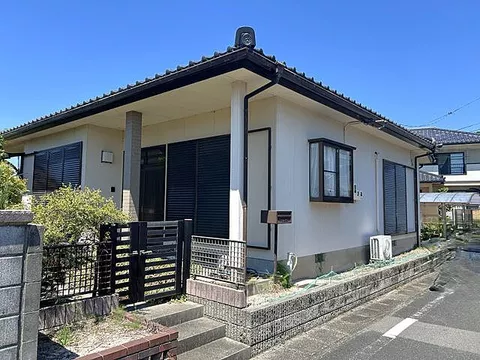 Used single-family home in Yamaguchi City, Tō