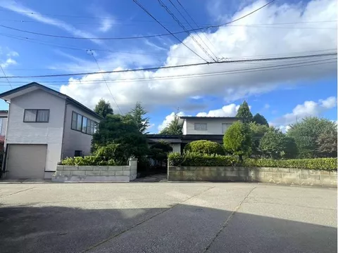 Sakaidagawa, Togawa 8.9 million yen
