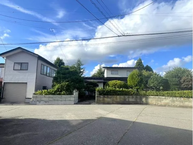 Sakaidagawa, Togawa 8.9 million yen