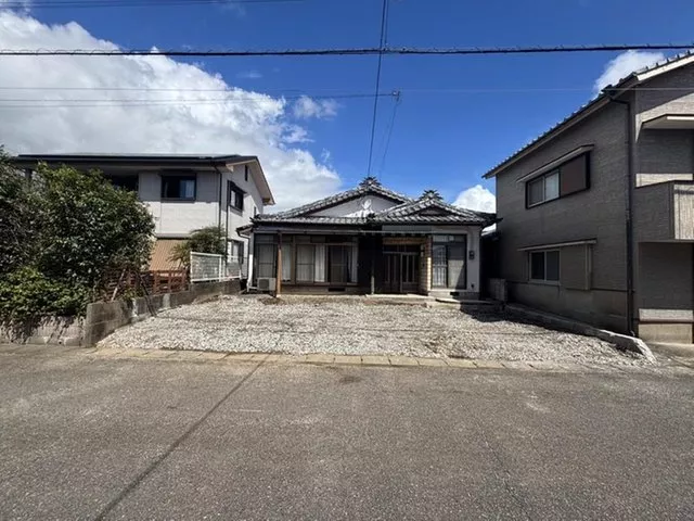 Sone Town 1 (Hyuga City Station) 8.5 million yen
