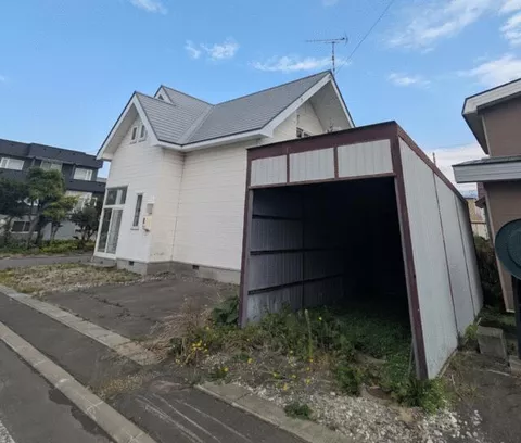 Sorachi District, Kamifurano Town, Tomimachi 2-chome (Kamifurano Station), 2-story, 4LDK