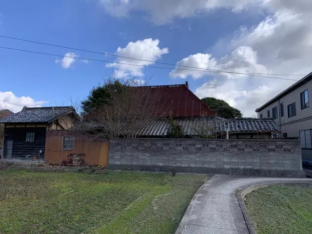 Mitoyo-shi, Takase-cho, Kamitakase (Takase Sta.) Single story house, 5K

2,000,000 yen