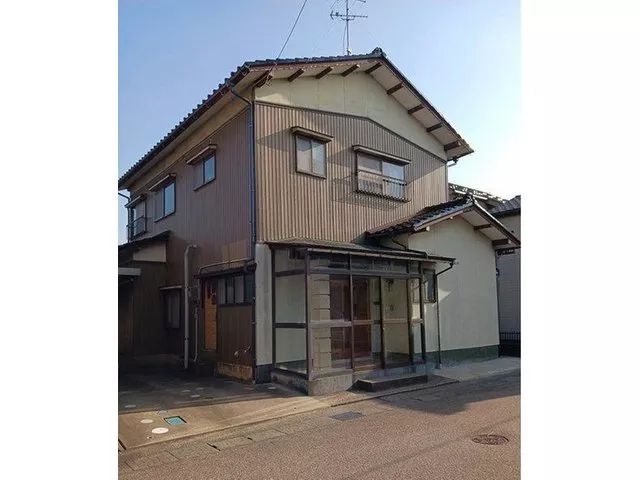 Ota (Tsubata Station) 9.8 million yen