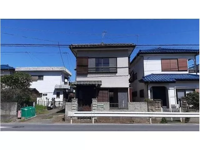 Quiet residential area, good ventilation, immediate delivery available, accessible by more than two train lines, two-story building, warm water washing toilet seat