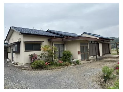 【Price 3 million yen】Grow your own vegetables in a 91-tsubo family garden! Spacious 5DK single-story house♪