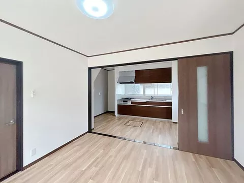 Used single-family home in Nakagifu City - Image 8