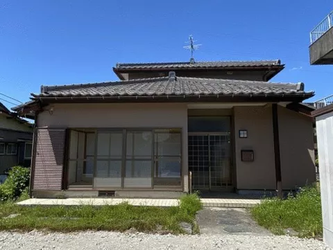 Nakaniikawa District, Tateyama Town, Urata (Wakodzuka Station) 2-story 5LDK