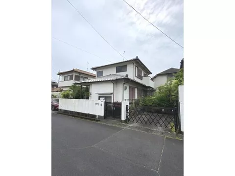 Approximately 45 tsubo of land with a spacious 5DK old house for sale / Both renovation and rebuilding are possible.