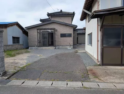 Sakata City, Shinbori Aza Maeoka (Aoyama Station) 2-story 7DK