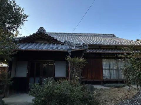 Niihama City, Oosaiin (Nakahagi Station) 2-story building 8SDK