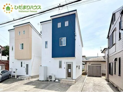 【Reservations for viewings now accepted】All rooms over 6 tatami mats × Good sunlight × Parking space for 2 cars