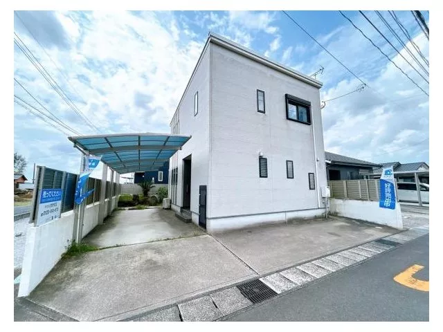 Current sale until May 1 / Move-in possible within the year / New seismic standards compliant