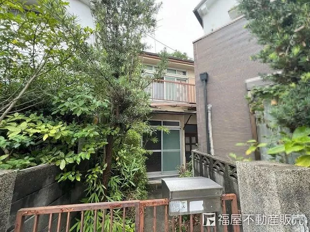 ☆Good sunlight exposure as it faces southeast☆ 20 minutes on foot from Hankyu "Oji Koen" Station!