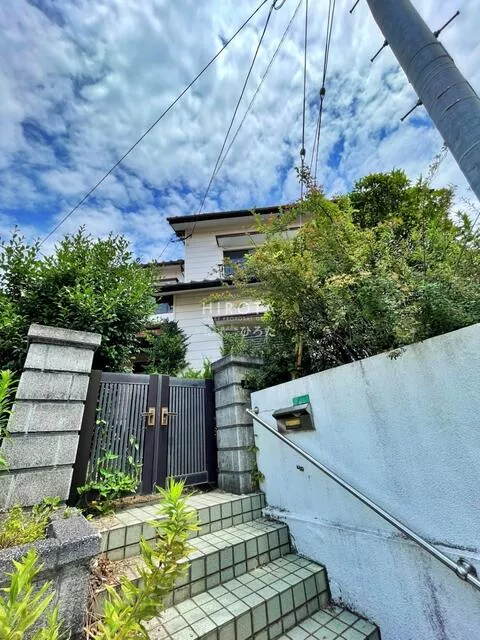 2-story building with 6DK in Tano 2-chome, Yahatanishi Ward, Kitakyushu City (Nishiyama Station) - 1.8 million yen