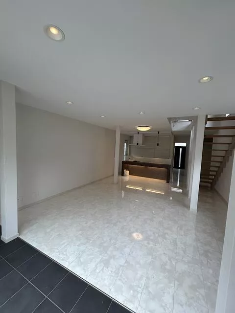 Shimonoseki City, Fujizuka Town (Shimonoseki Station), 2-story, 3LDK