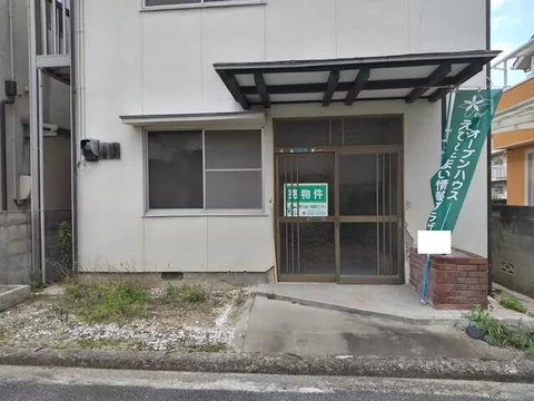 Matsuyama City, Kuwahara 1-chome (Dogo Park Station) 2-story building 6DK