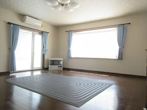 Iwamizawa City, Kita Nijo Nishi 17-chome (Iwamizawa Station), 3-story, 5LDK - Image 3