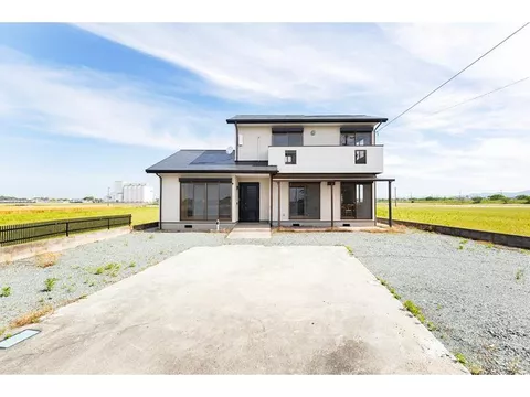 [Tamana City Nabeishi] Renovated property completed in 2025! Parking for more than 4 cars available!