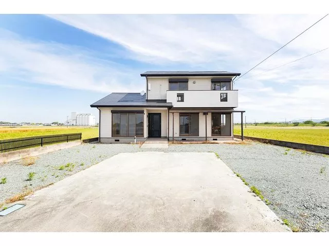 [Tamana City Nabeishi] Renovated property completed in 2025! Parking for more than 4 cars available!