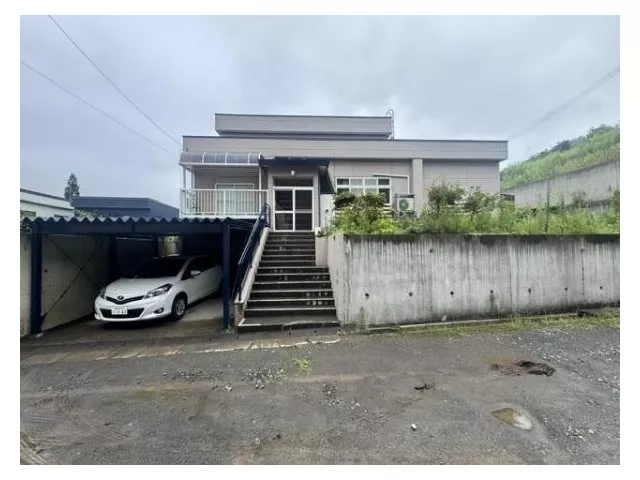 Oaza Shinjo, Hiraoka (Tsugaru-Shinjo Station) 5 million yen