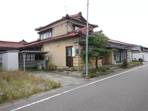 Takado-cho, Komatsu City 2-story 7DK
