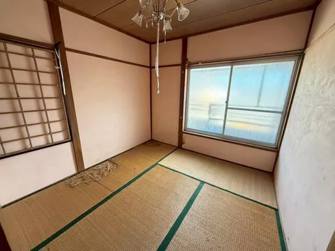 Omihachiman City, Nakakomori-cho (Omihachiman Station) 2-story 3DK