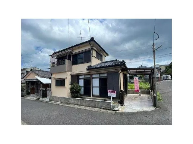 ☆About 480 m to Family Restaurant Hikari-tei Sakamoto Tamari Store・4DK on a corner lot!