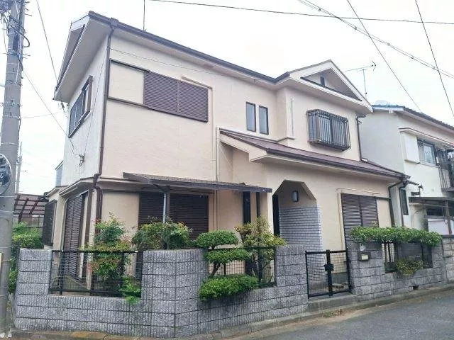 ■ Spacious 4LDK home ■ Parking space available ■ Immediate viewing possible