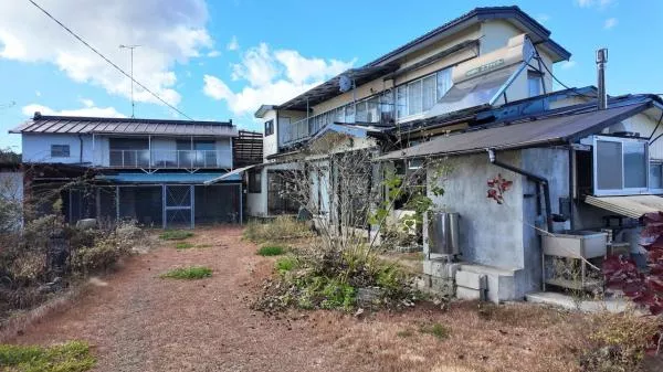 Shioya County, Shioya Town, Oaza Omiya (Kataoka Station) 2-story building 6DK