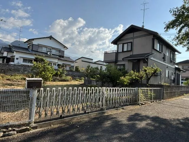 Niihama City, Hagiu (Nakahagi Station) 2-story 5LDK