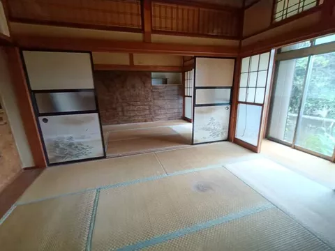 Nakazaku, Iwaki City, Katsumikeura (Izumi Station) 2-story building 5DK