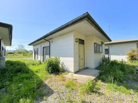 [Open House Held] Interior and exterior renovation planned / Water area replacement / Single-story / Garden space available