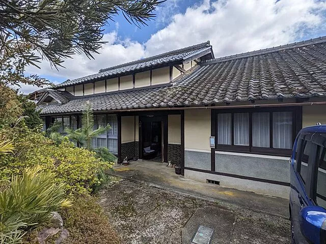 Used single-family home in Ayabe City, Yatsuai Town, farmhouse